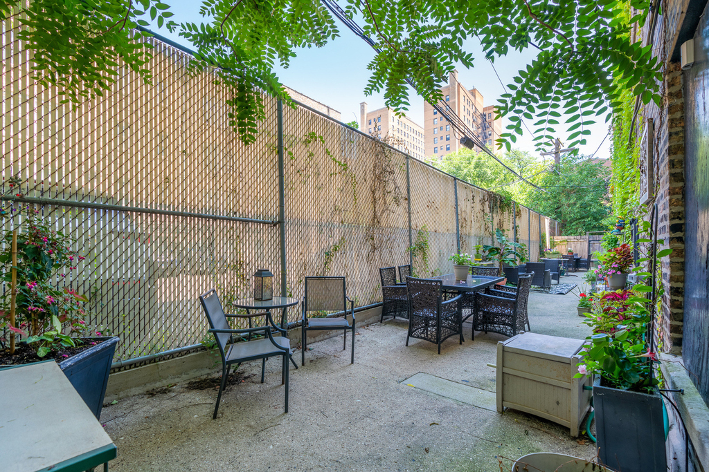 640 W Waveland Avenue - Photo 7