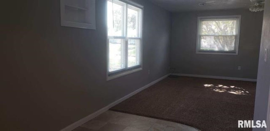 950 40th Street - Photo 6