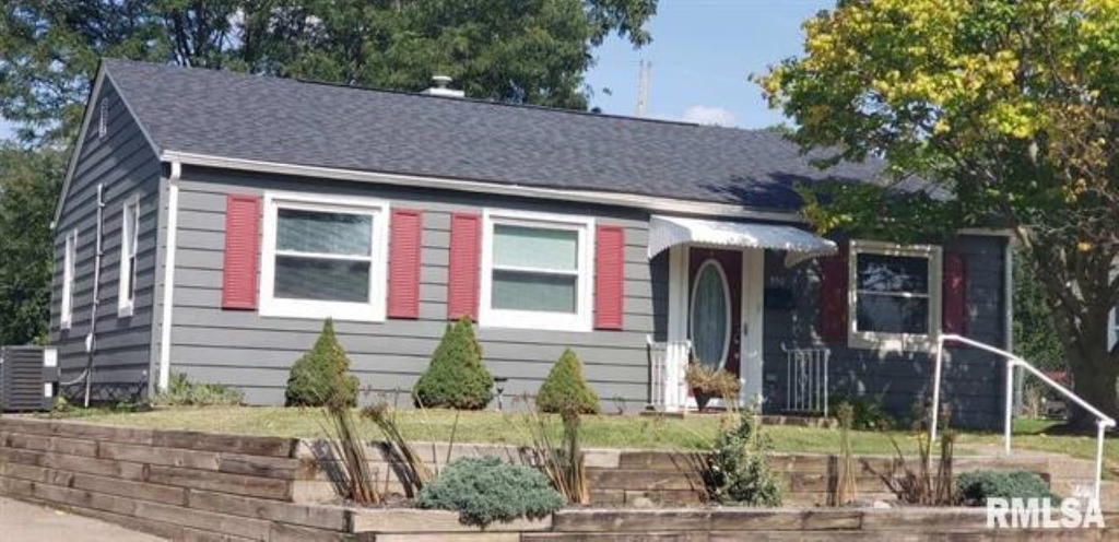 950 40th Street - Photo 2