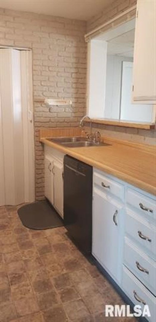950 40th Street - Photo 8