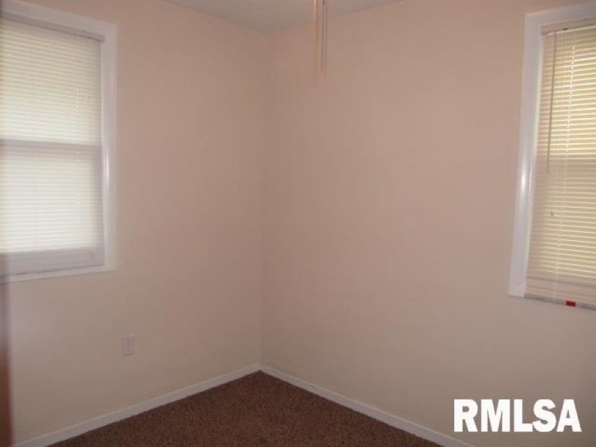 950 40th Street - Photo 19
