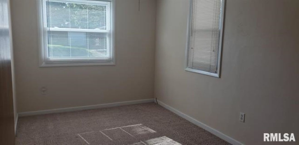 950 40th Street - Photo 20