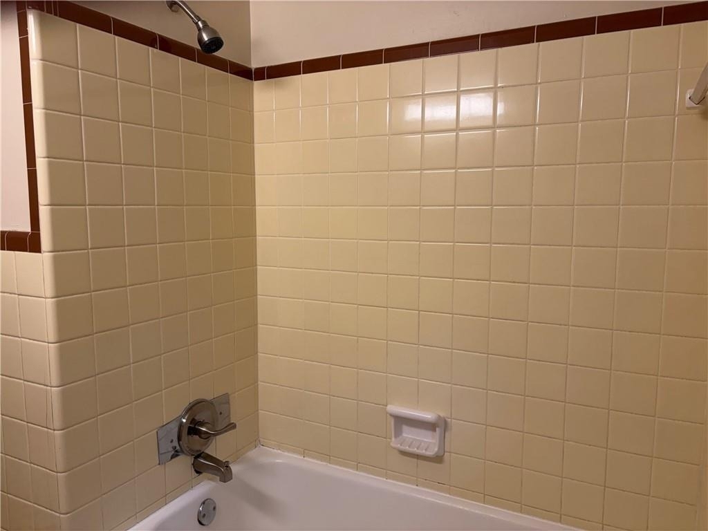 2064 Montrose Drive - Photo 9