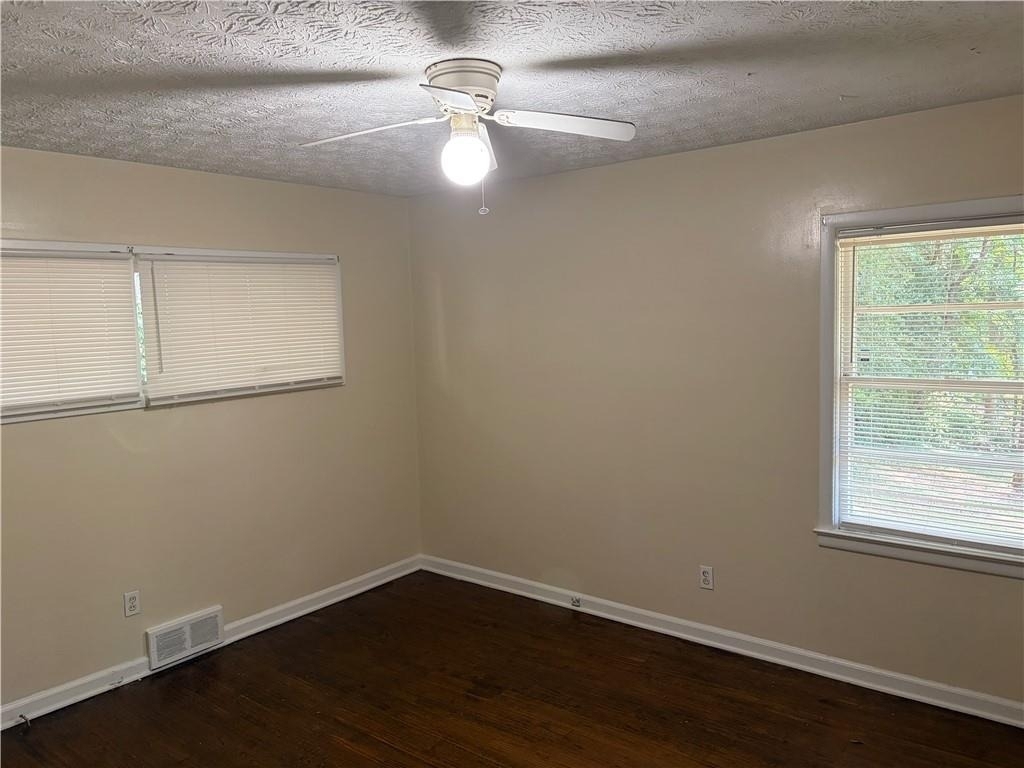 2064 Montrose Drive - Photo 11