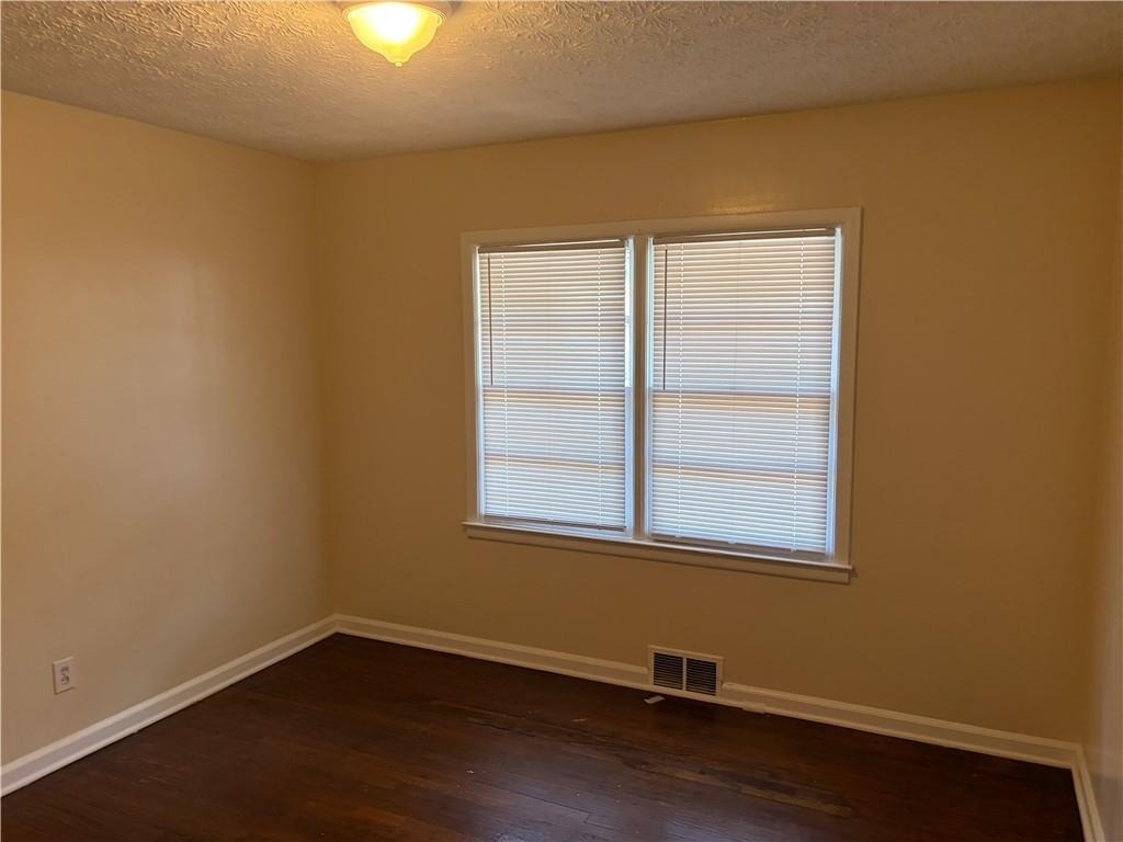 2064 Montrose Drive - Photo 10