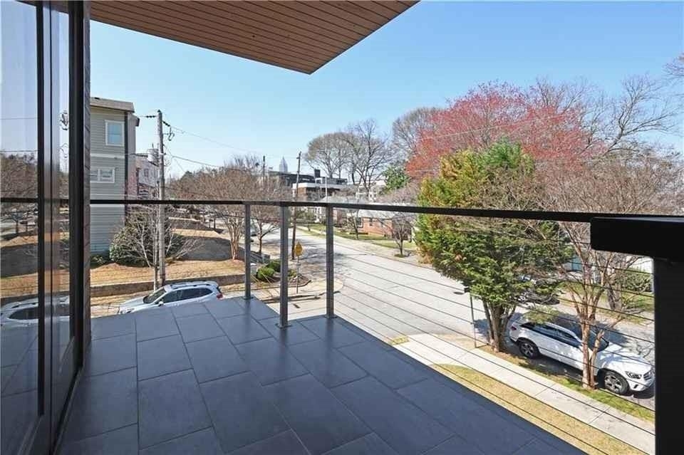 669 East Avenue Ne - Photo 13