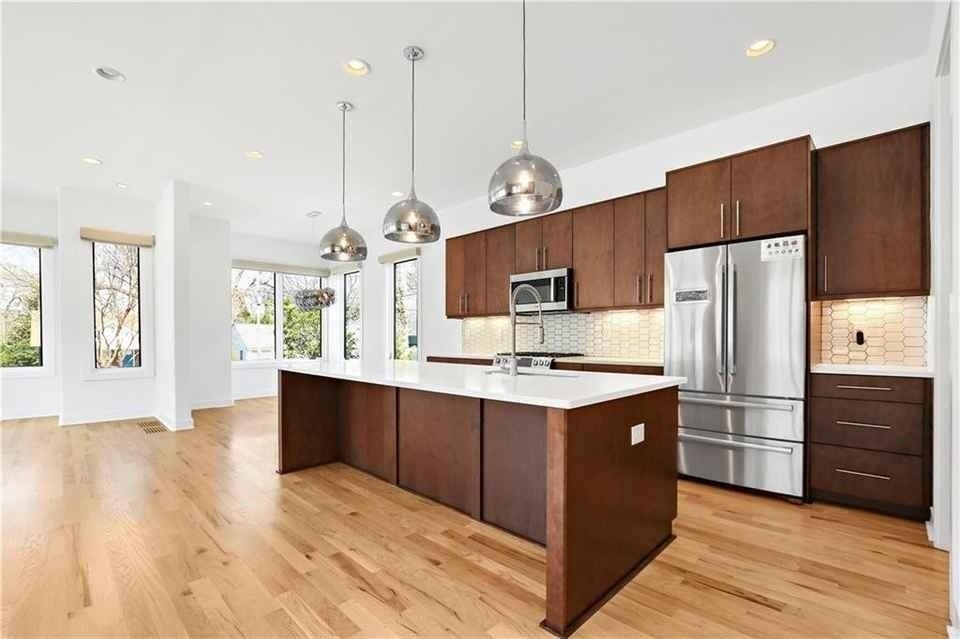 669 East Avenue Ne - Photo 6
