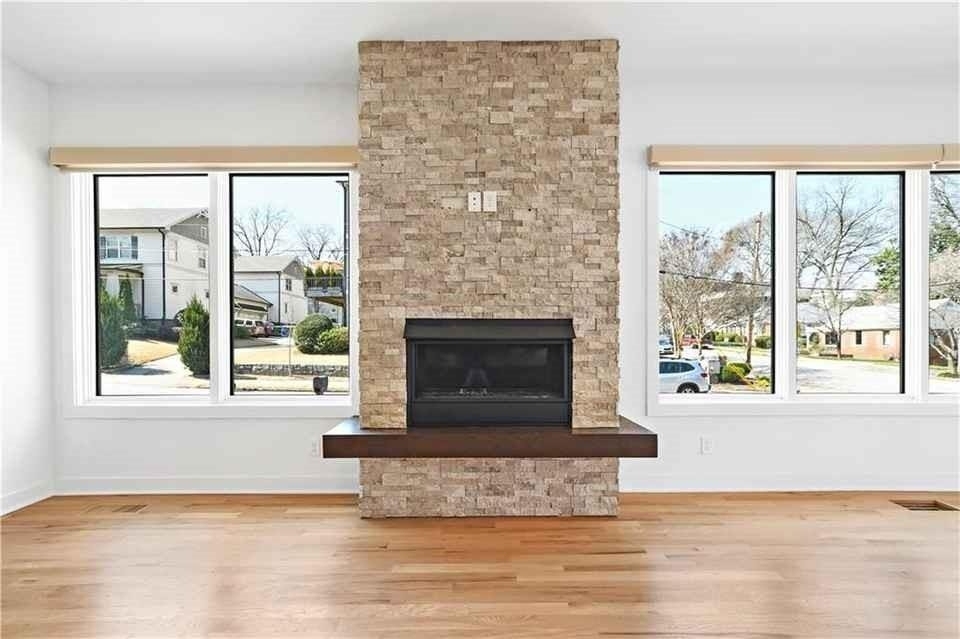 669 East Avenue Ne - Photo 4
