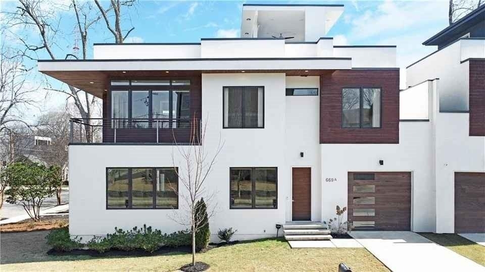 669 East Avenue Ne - Photo 0