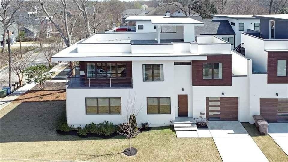 669 East Avenue Ne - Photo 33