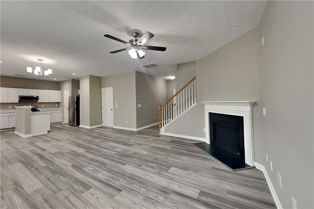 1517 Briarfield Way - Photo 3