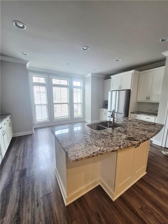 6596 Marlowe Glen Way - Photo 9