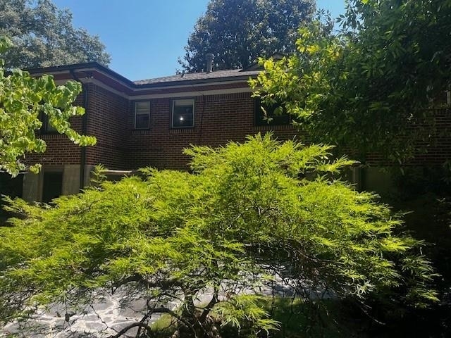564 Wimbledon Road Ne - Photo 3