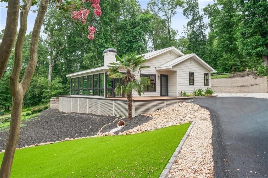 6340 Reives Road - Photo 0