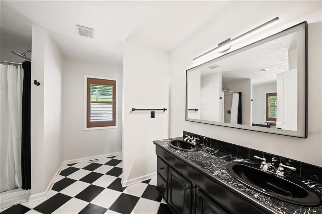 6340 Reives Road - Photo 19