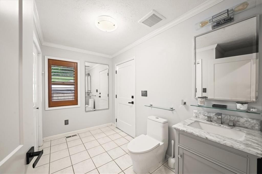 6340 Reives Road - Photo 17
