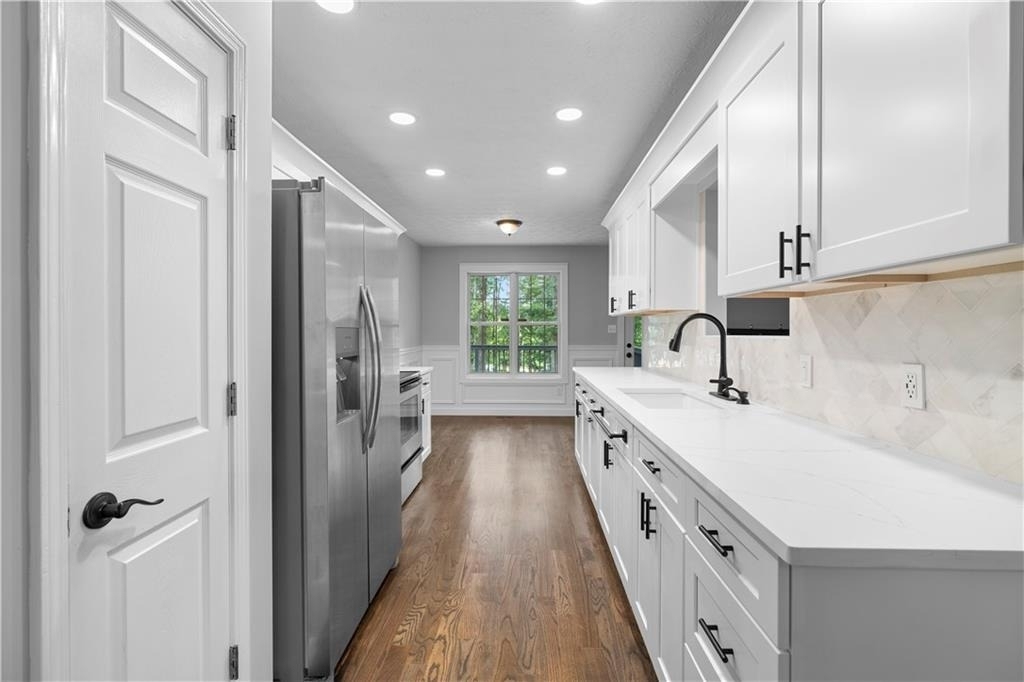 141 Poplar Way - Photo 18
