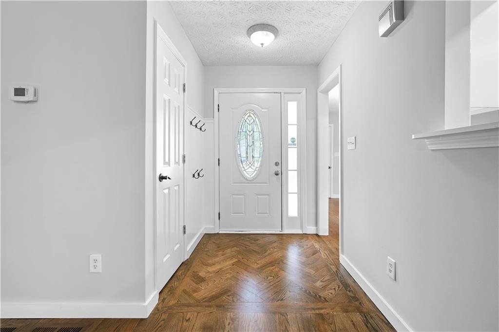 141 Poplar Way - Photo 6