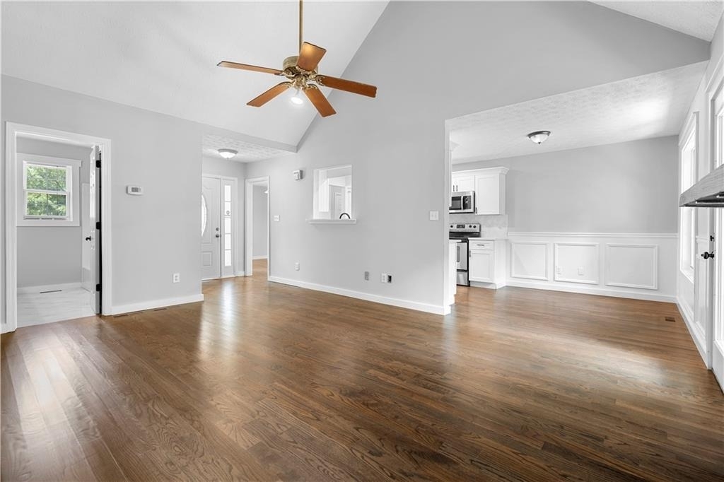 141 Poplar Way - Photo 8