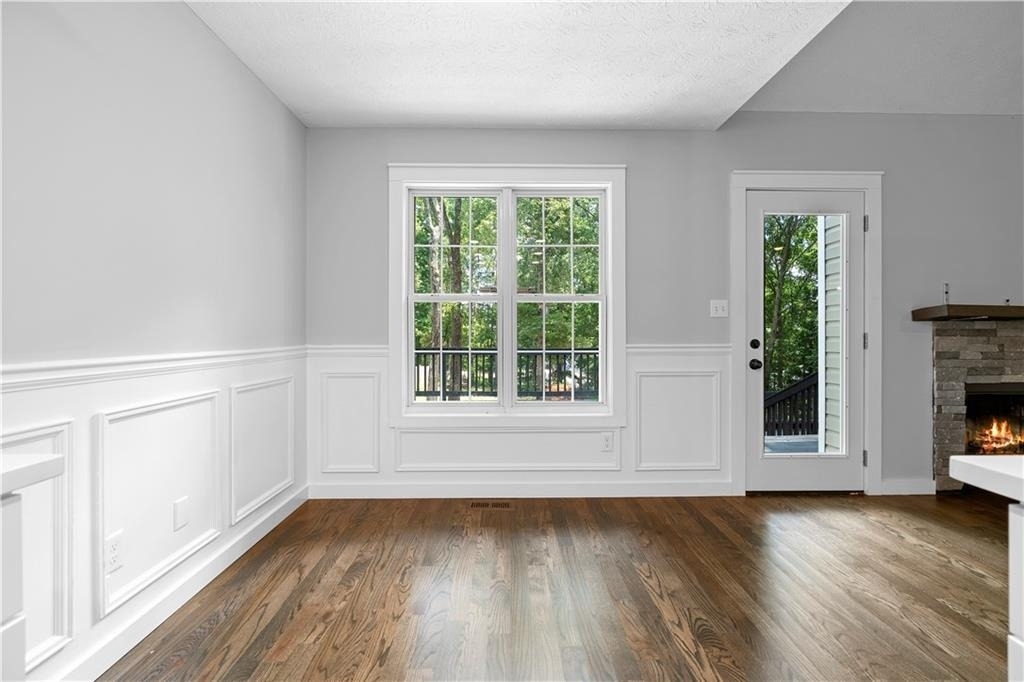 141 Poplar Way - Photo 13