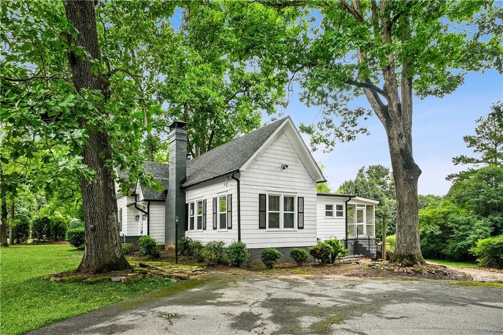 5383 Tilly Mill Road - Photo 4