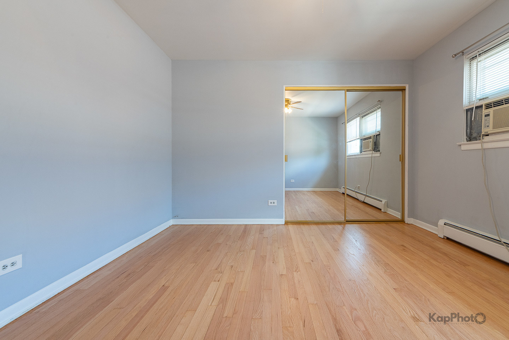 8417 W Berwyn Avenue - Photo 13