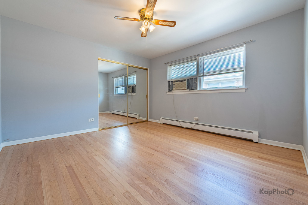 8417 W Berwyn Avenue - Photo 11