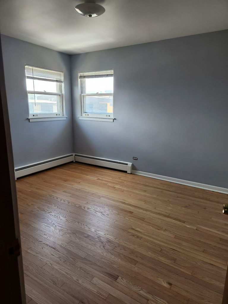 8417 W Berwyn Avenue - Photo 11