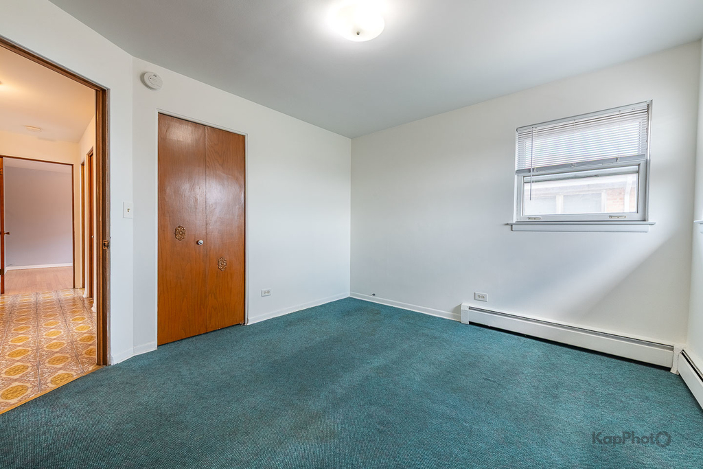 8417 W Berwyn Avenue - Photo 19