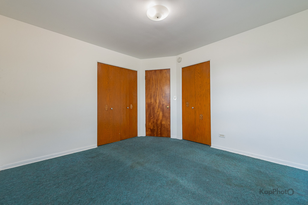 8417 W Berwyn Avenue - Photo 20