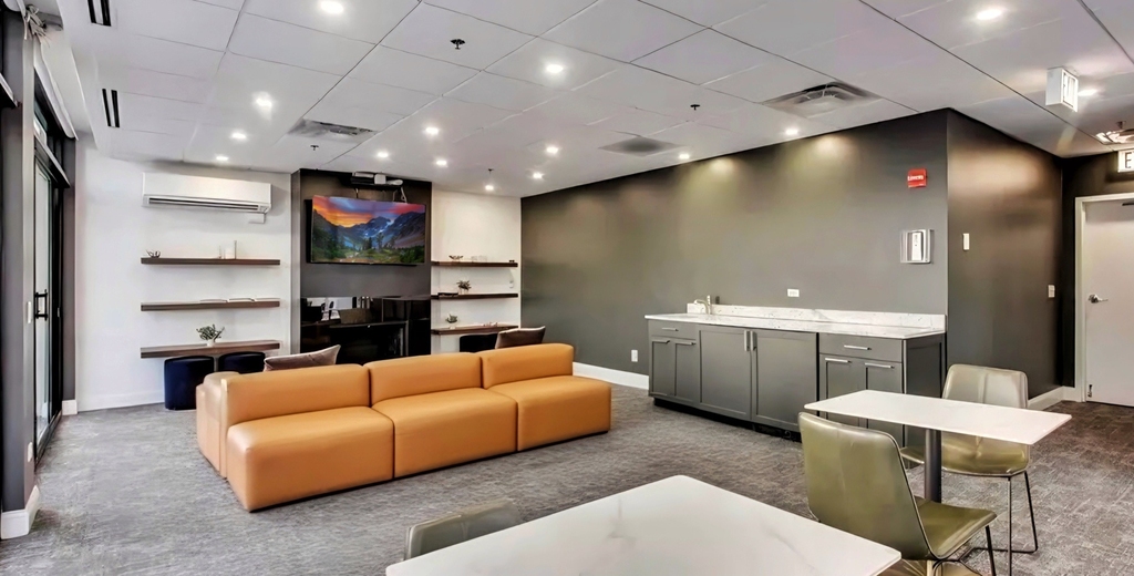435 W Erie Street - Photo 19