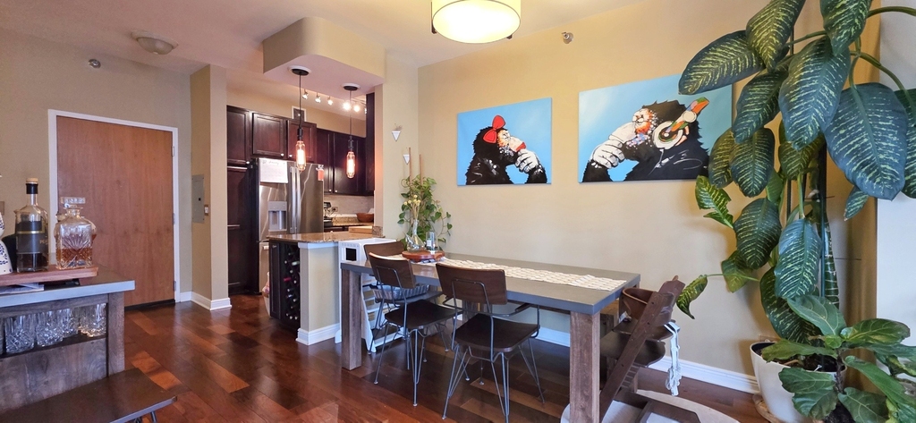 435 W Erie Street - Photo 5