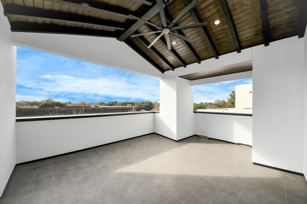 2232 Swift Boulevard - Photo 31
