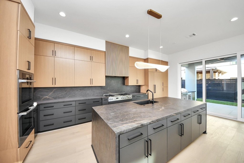 2232 Swift Boulevard - Photo 14