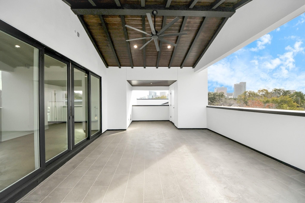 2232 Swift Boulevard - Photo 30
