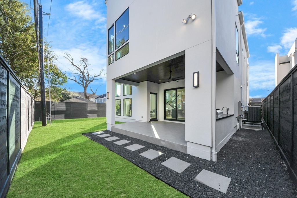2232 Swift Boulevard - Photo 36