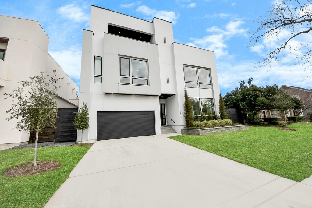 2232 Swift Boulevard - Photo 1