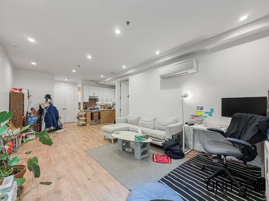 345 Eldert Street - Photo 1