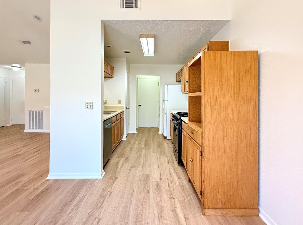 9631 Secretariat Drive - Photo 7