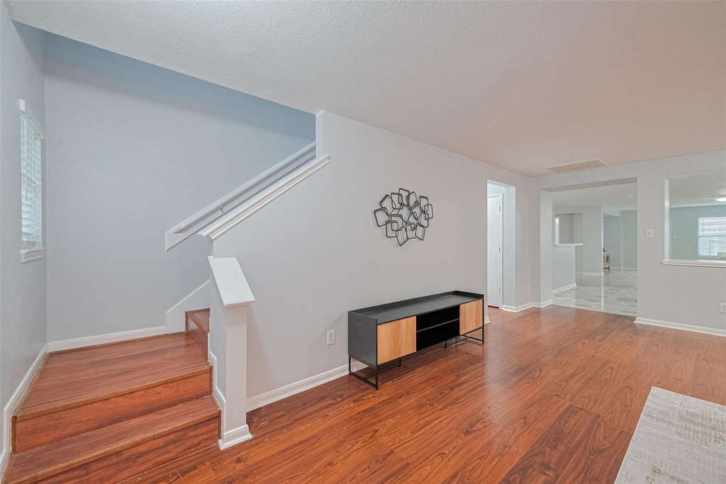 2123 Gable Hollow Lane - Photo 3