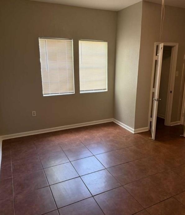 7805 Woodlyn Road - Photo 3