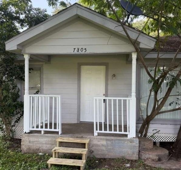 7805 Woodlyn Road - Photo 0