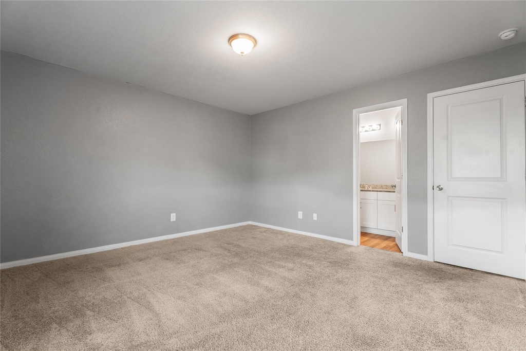 15638 Del Norte Drive - Photo 10