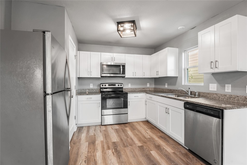 15638 Del Norte Drive - Photo 8