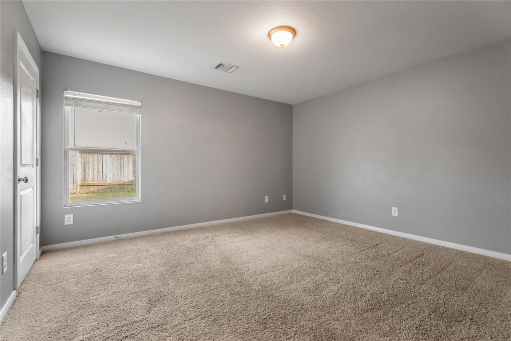 15638 Del Norte Drive - Photo 12