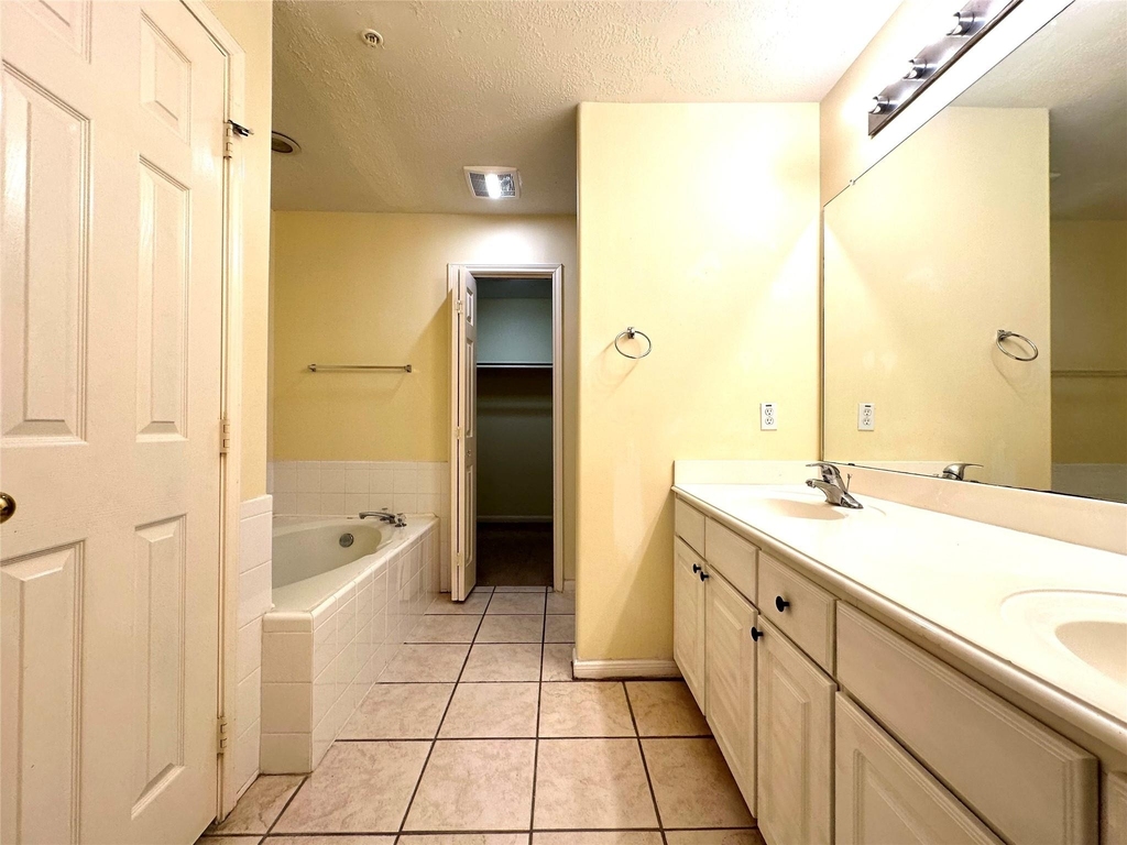 2710 Grants Lake Boulevard - Photo 12