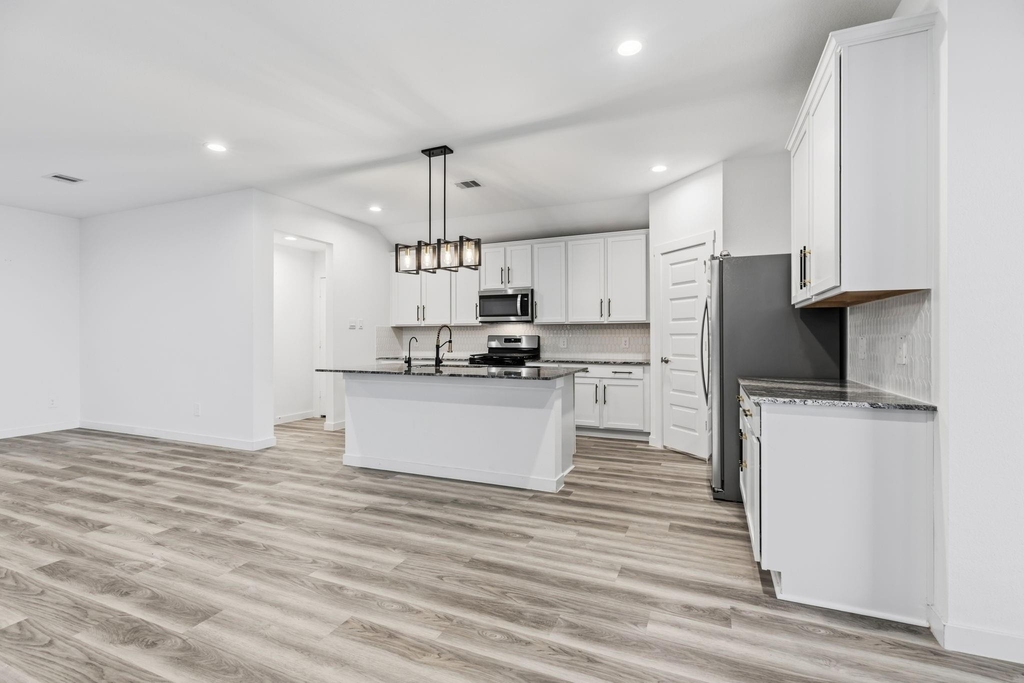 31514 Avebury Lake Lane - Photo 6
