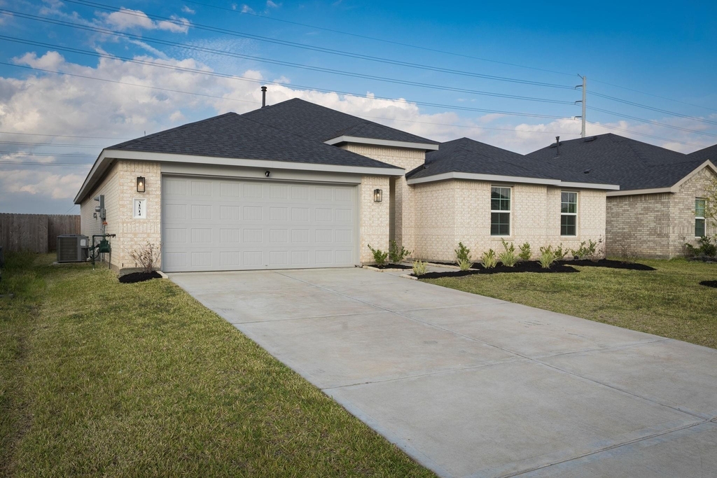 31514 Avebury Lake Lane - Photo 1