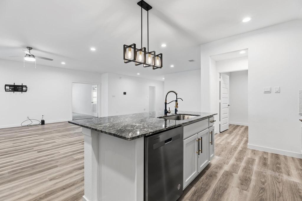 31514 Avebury Lake Lane - Photo 5