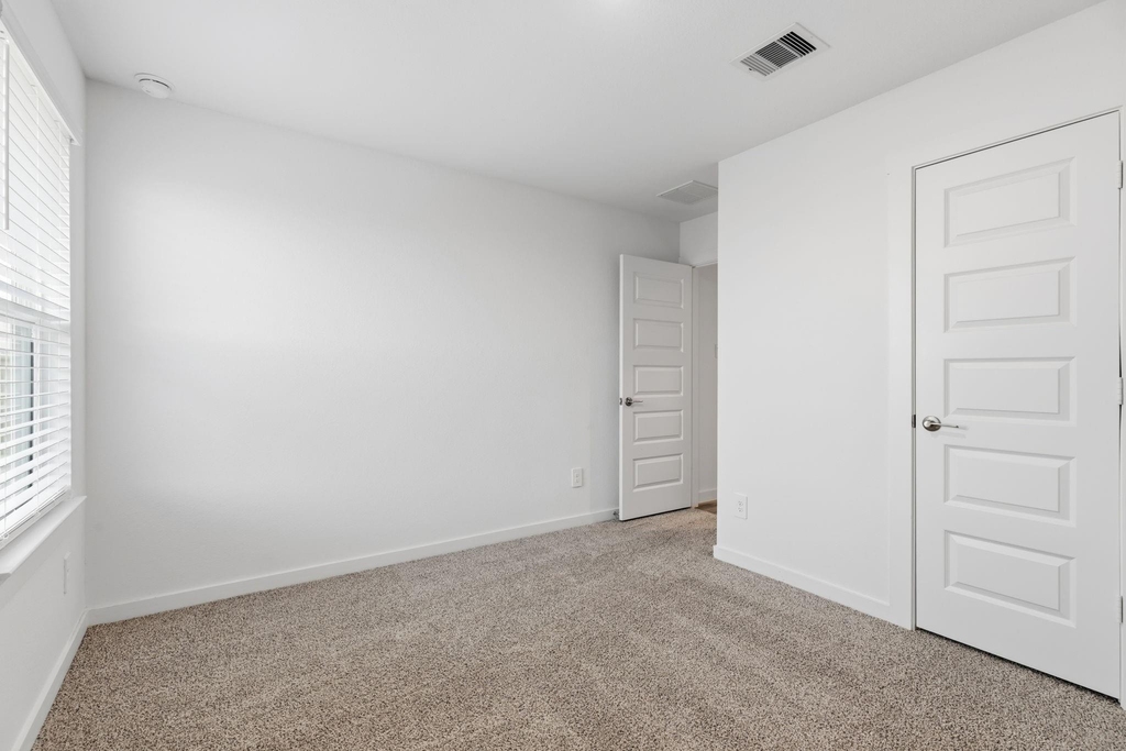 31514 Avebury Lake Lane - Photo 12